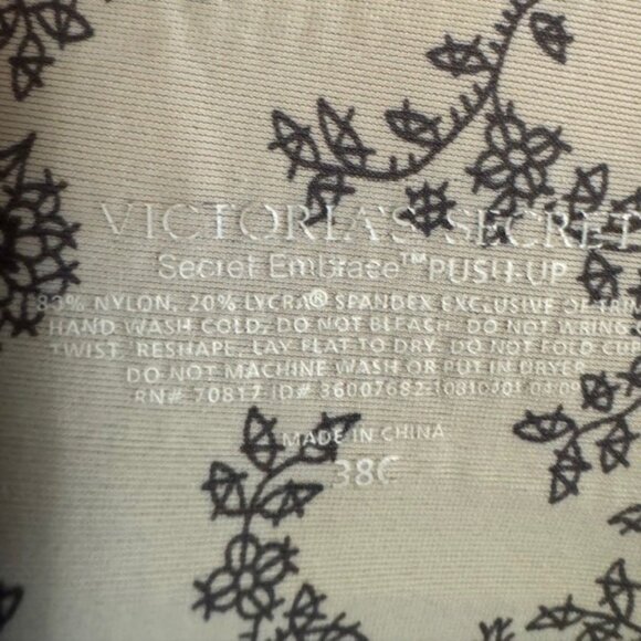 Victoria Secret push up bra size 38C - Picture 4 of 4